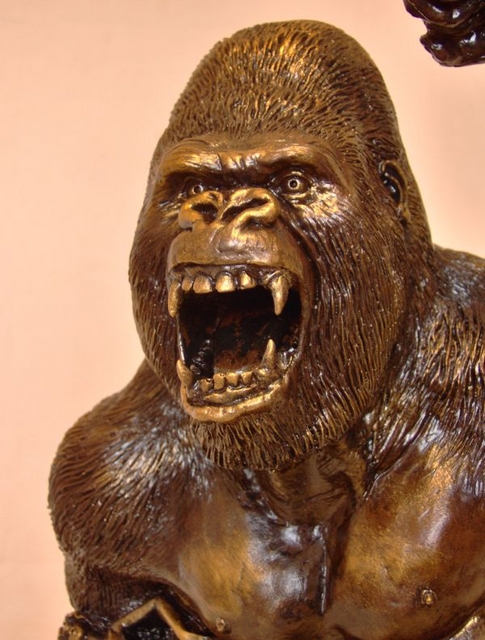 King Kong (bronze) head 2